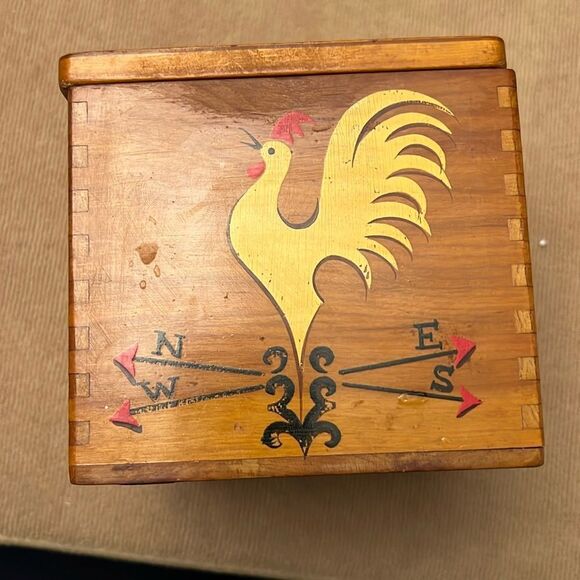 The Redbird Line Canister VTG Japanese hand painted Wood Box - Picture 1 of 10